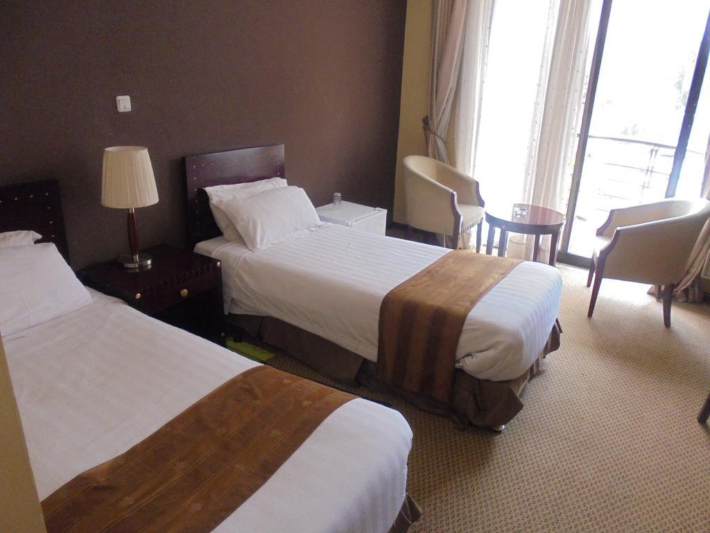 Soramba Hotel Business Plc Аддис-Абеба Экстерьер фото